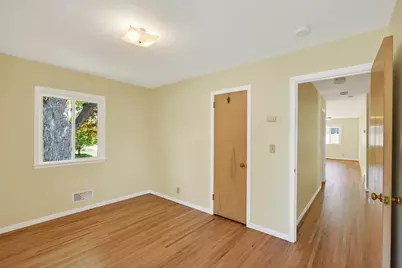 9032 Morgan Avenue S, Bloomington, MN 55431 - Photo 22