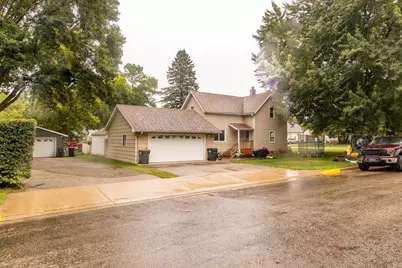 317 3rd Avenue W, Osakis, MN 56360 - Photo 1