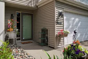 5410 Sanibel Dr, Minnetonka, MN 55343 - Photo 2