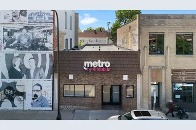 1005 W Broadway Avenue, Minneapolis, MN 55411 - Photo 1