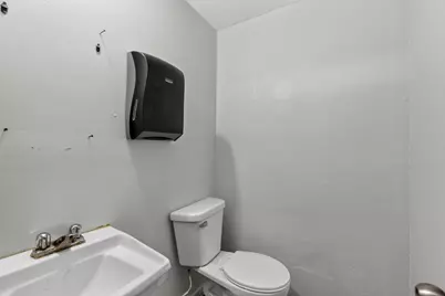 1005 W Broadway Avenue, Minneapolis, MN 55411 - Photo 24