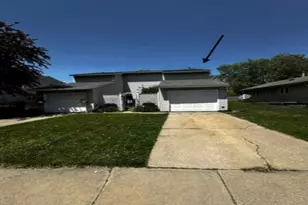 1821 28th St NW, Rochester, MN 55901 - Photo 2
