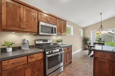 10105 180th Avenue NW, Elk River, MN 55330 - Photo 16