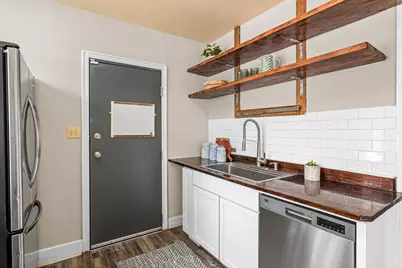 1203 Morgan Avenue N, Minneapolis, MN 55411 - Photo 14