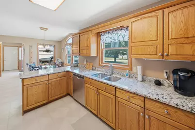 7524 58th St NE, Rochester, MN 55906 - Photo 10