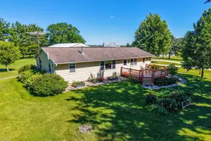 7524 58th St NE, Rochester, MN 55906 - Photo 4