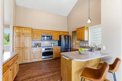 3749 Fox Trail, Saint Bonifacius, MN 55375 - Photo 10
