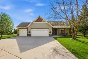 1411 Karnis Dr NW, Alexandria, MN 56308 - Photo 1