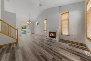 15325 Greenhaven Ln, Burnsville, MN 55306 - Photo 12