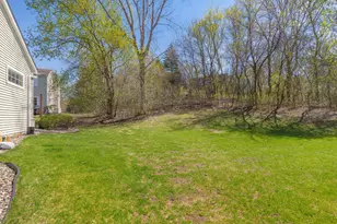 15325 Greenhaven Ln, Burnsville, MN 55306 - Photo 6
