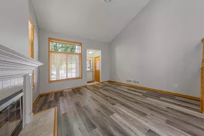 15325 Greenhaven Lane #106, Burnsville, MN 55306 - Photo 14