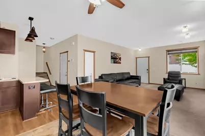 1283 County Road D Circle E #B, Vadnais Heights, MN 55109 - Photo 6