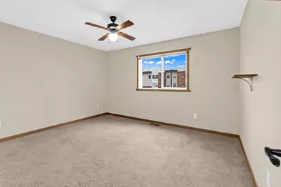 1283 County Road D Circle E #B, Vadnais Heights, MN 55109 - Photo 18
