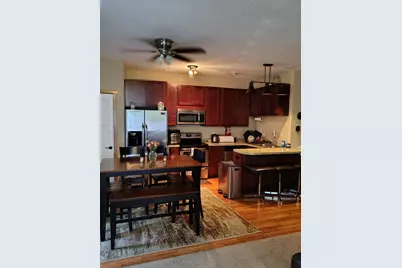 1283 County Road D Circle E #B, Vadnais Heights, MN 55109 - Photo 2