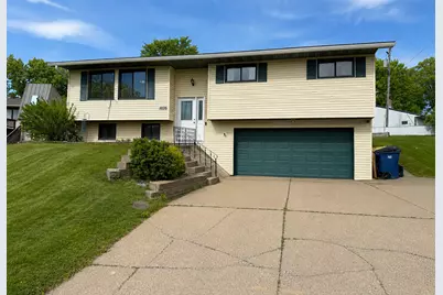 1035 Balsam Avenue, La Crescent, MN 55947 - Photo 1