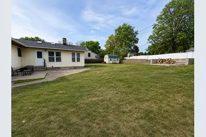 1035 Balsam Avenue, La Crescent, MN 55947 - Photo 2