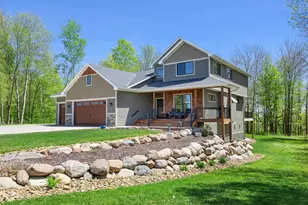 19151 Shamrock Ln, Shafer, MN 55074 - Photo 2