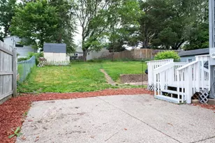 834 Algonquin Ave, Saint Paul, MN 55119 - Photo 16