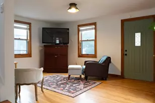 834 Algonquin Ave, Saint Paul, MN 55119 - Photo 4