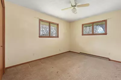 30625 Broadway Street, Lindstrom, MN 55045 - Photo 10