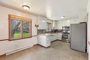 30625 Broadway St, Lindstrom, MN 55045 - Photo 2