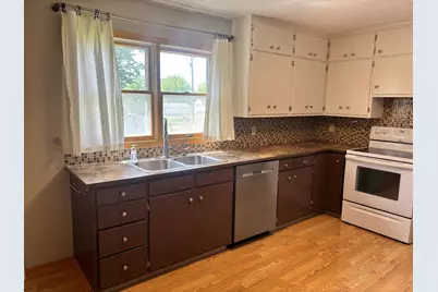 414 S Dewey Street, Fairmont, MN 56031 - Photo 20