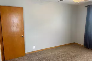 414 S Dewey St, Fairmont, MN 56031 - Photo 36