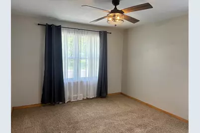 414 S Dewey Street, Fairmont, MN 56031 - Photo 8