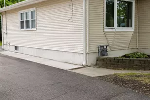 5815 42nd Ave N, Robbinsdale, MN 55422 - Photo 2