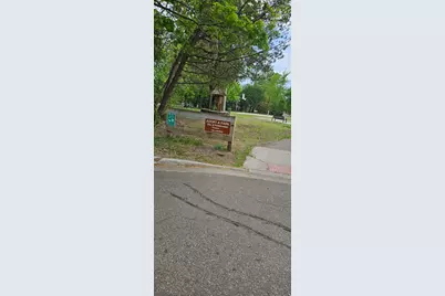 5815 42nd Avenue N, Robbinsdale, MN 55422 - Photo 2