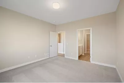 1239 Trail Way, New Richmond, WI 54017 - Photo 10
