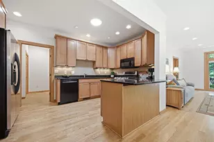 5090 Kelly Ct, White Bear Lake, MN 55110 - Photo 12