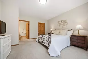 5090 Kelly Ct, White Bear Lake, MN 55110 - Photo 18