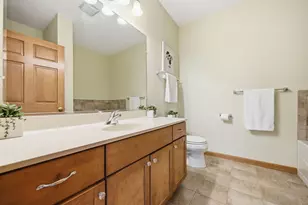 5090 Kelly Ct, White Bear Lake, MN 55110 - Photo 20