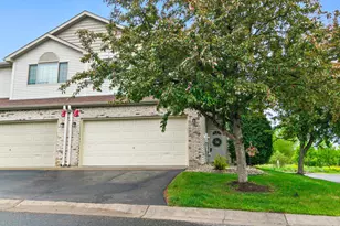 155 Stallion Ln, Circle Pines, MN 55014 - Photo 2