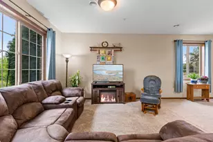 155 Stallion Ln, Circle Pines, MN 55014 - Photo 18