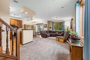 155 Stallion Ln, Circle Pines, MN 55014 - Photo 14