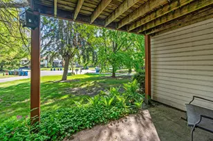 850 Martha Lake Ct, Shoreview, MN 55126 - Photo 6