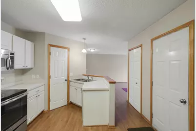 15981 Flotilla Trail #311, Apple Valley, MN 55124 - Photo 12