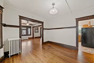 985 5th St E, Saint Paul, MN 55106 - Photo 2