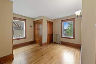 985 5th St E, Saint Paul, MN 55106 - Photo 10