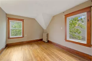 985 5th St E, Saint Paul, MN 55106 - Photo 12