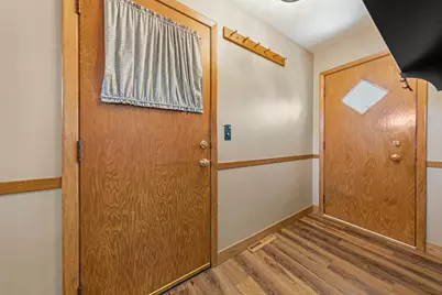 808 Hillcrest Drive, Montgomery, MN 56069 - Photo 18