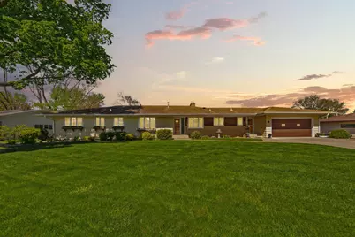 808 Hillcrest Drive, Montgomery, MN 56069 - Photo 2
