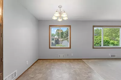 10276 Winter Place, Eden Prairie, MN 55347 - Photo 14