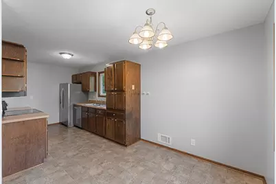 10276 Winter Place, Eden Prairie, MN 55347 - Photo 16