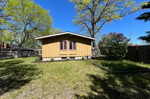 122 Craig Way NE, Fridley, MN 55432 - Photo 10
