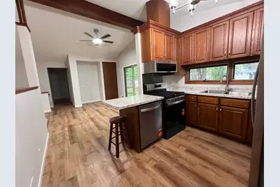 122 Craig Way NE, Fridley, MN 55432 - Photo 10