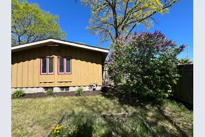 122 Craig Way NE, Fridley, MN 55432 - Photo 8