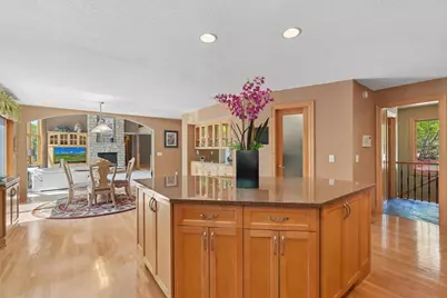 18751 Knollwood Circle, Lakeville, MN 55044 - Photo 14